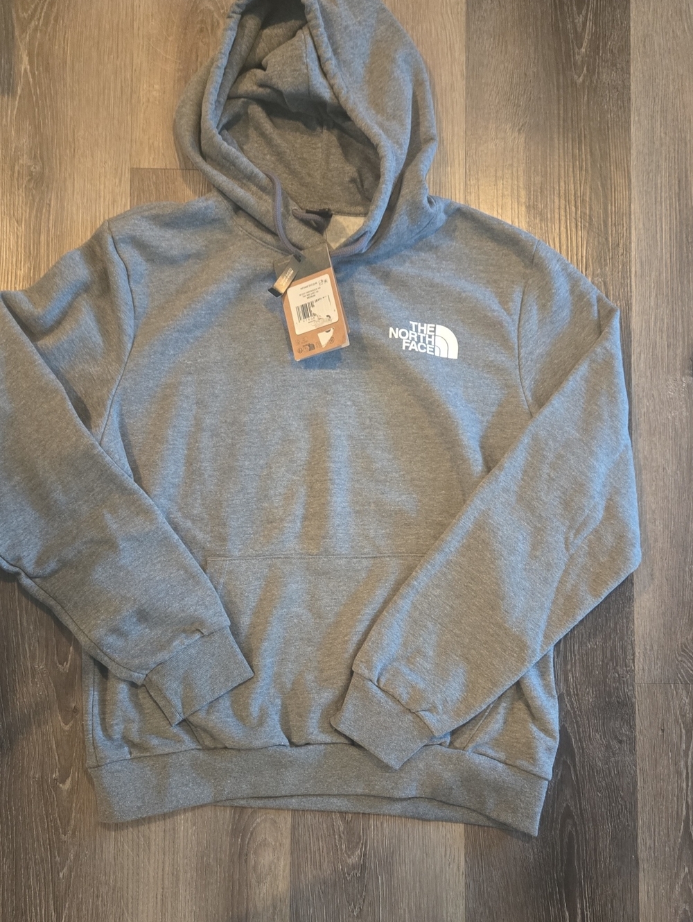 The North Face Throw Back Hoodie *NWT* Mens Medium